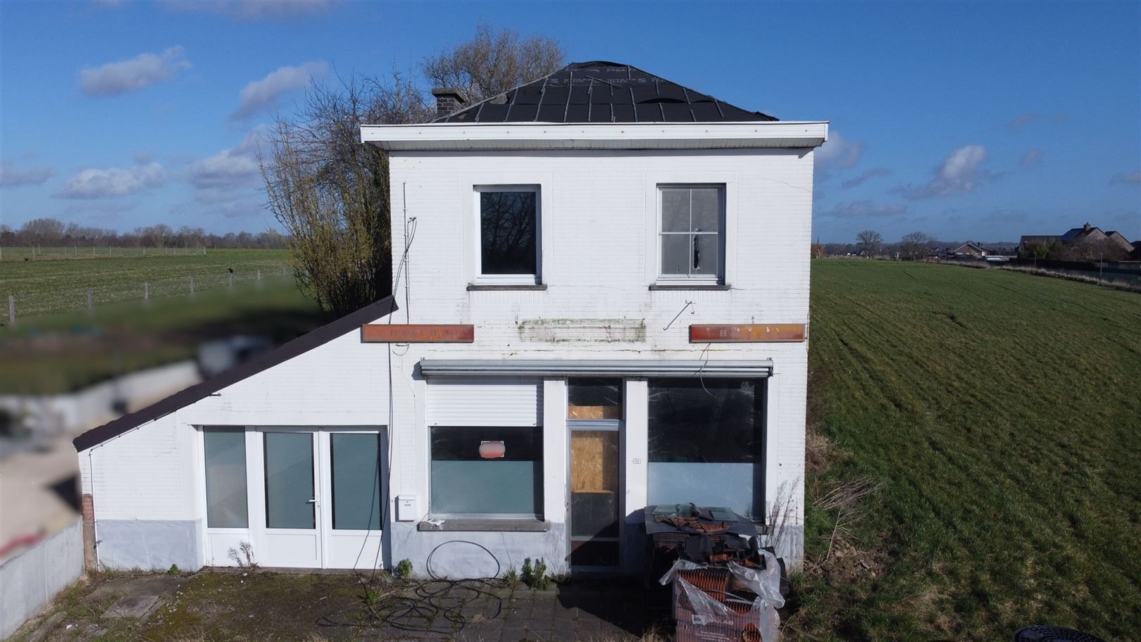 Hoofdfoto van de publicatie: Unieke renovatiekans: Creëer jouw droomwoning!