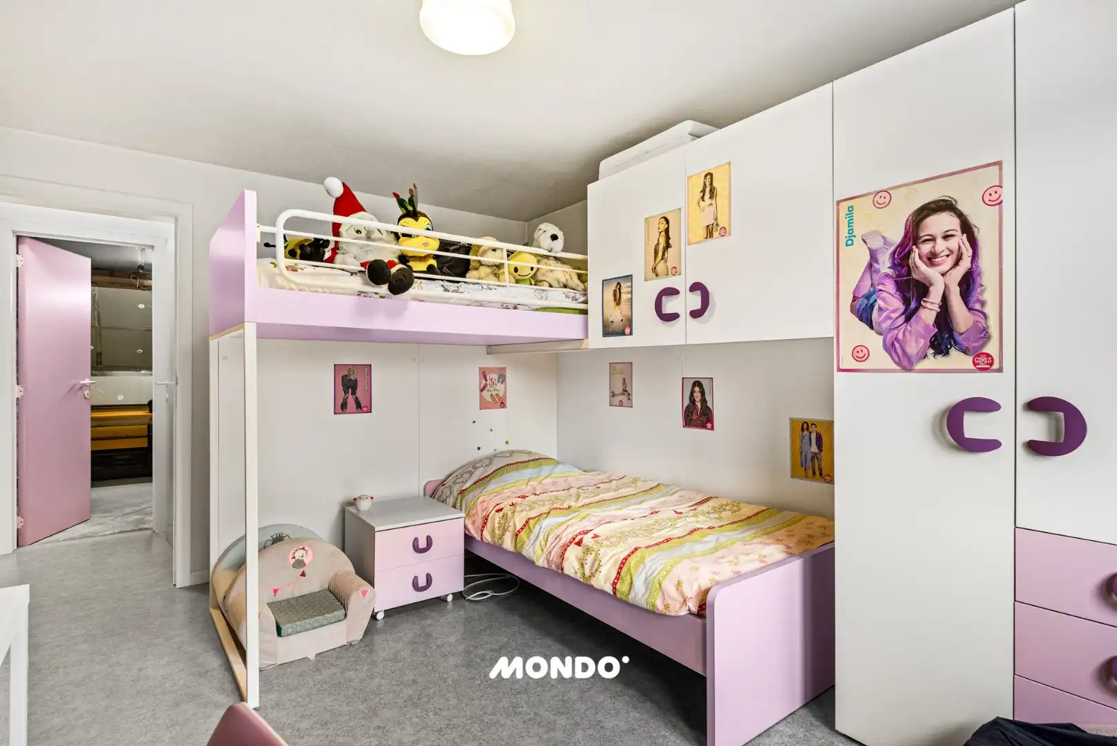 Unieke hoeve  (1.56ha) met paardenfaciliteiten & overdekt zwembad. foto 23