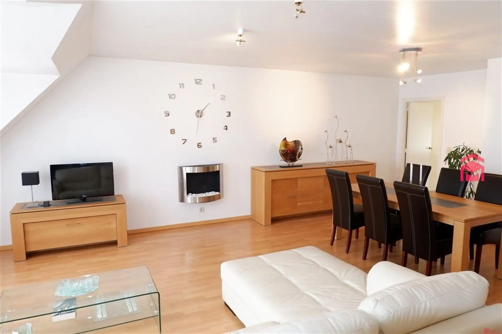 Duplex-appartement met 2 terrassen in centrum Kuurne foto 4