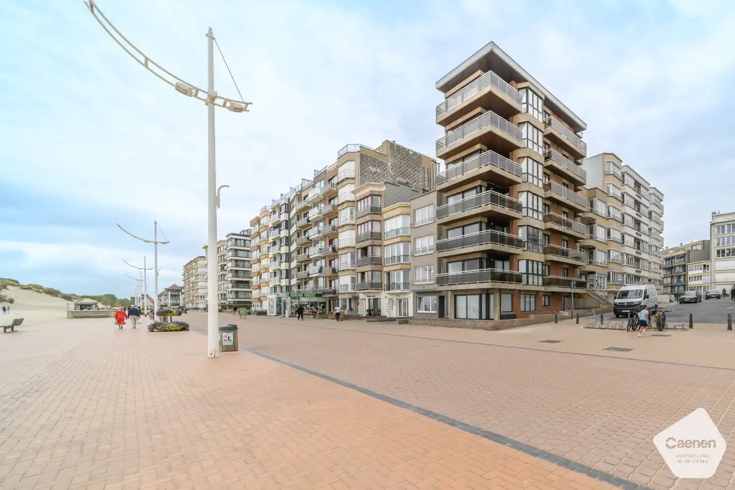 Gelijkvloers 2-slaapkamerappartement met frontaal zeezicht op de Zeedijk van Koksijde foto 9