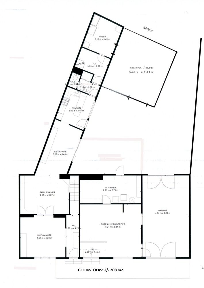 gezellige woning met WEIDE, paardenstallen en PRAKTIJKRUIMTE foto 5