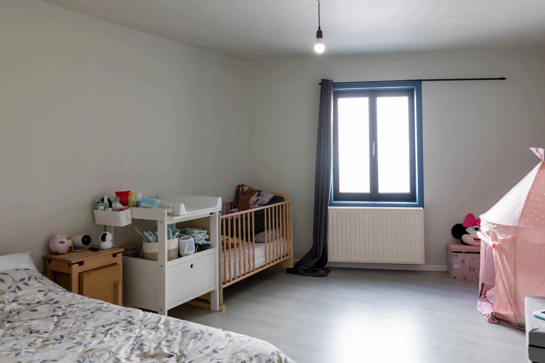 Ruim appartement met 3 slaapkamers en open keuken foto 13