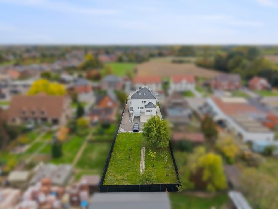 RUIME, GERENOVEERDE OPEN BEBOUWING MET 6 SLKS EN KNAPPE TUIN IN ALKEN foto 45