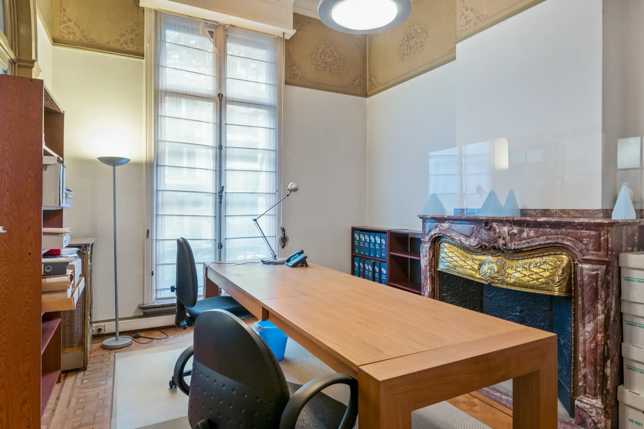 Kantoorgebouw te koop in Beaux - Artstijl foto 14