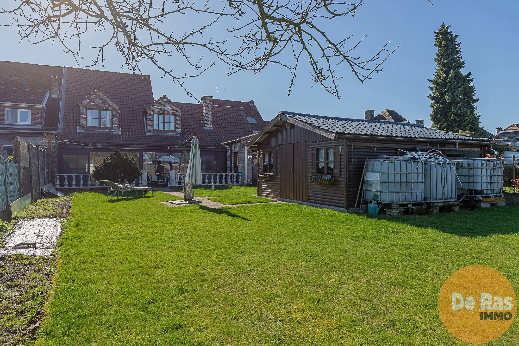 Ruime woning met grote garage en tuin vlakbij station Ede foto 28