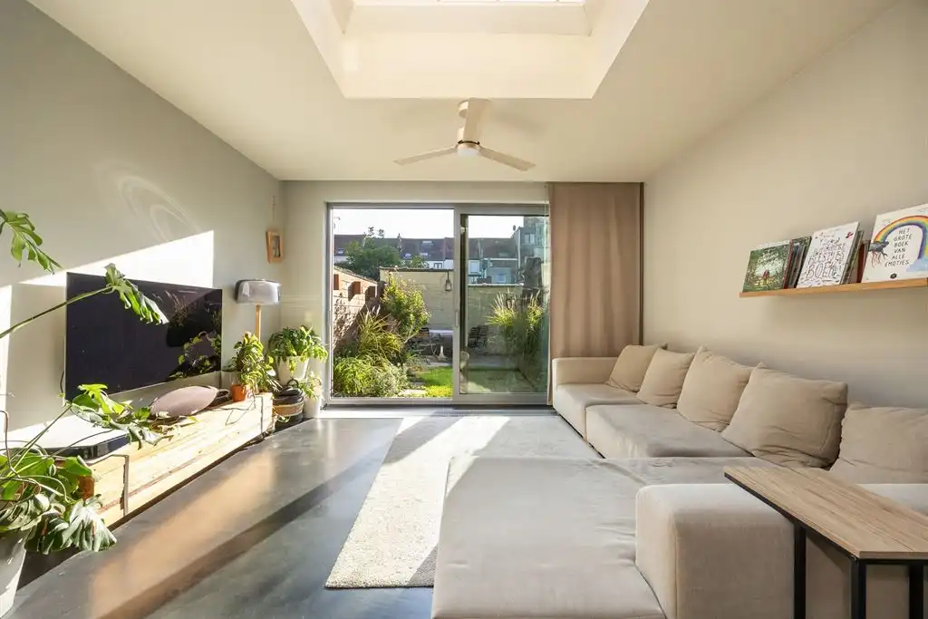 Instapklare woning met 3 slpk en gezellige tuin foto 2