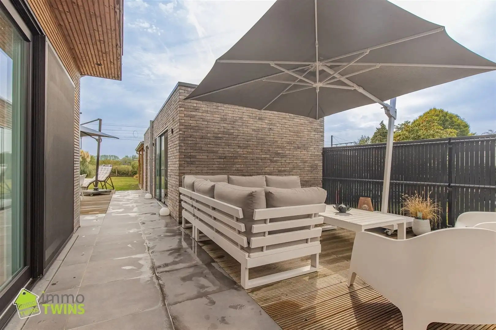 Instapklare en stijlvolle HOB met bijgebouw, tuin en visvijver te Dendermonde (Schoonaarde) foto 13