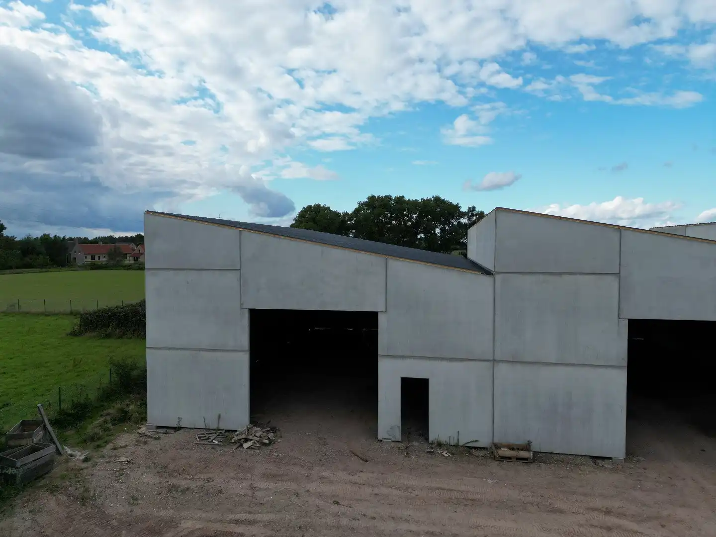 Loods J te koop – 312 m² KMO-zone Ardopoort te Roeselare foto 2