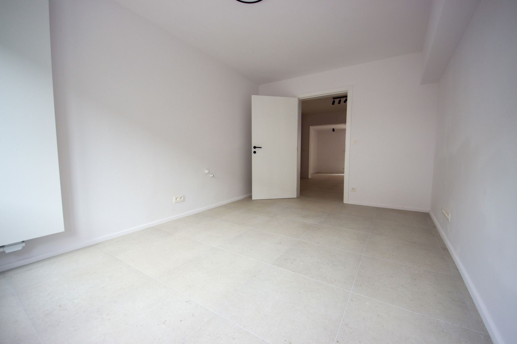 Centraal gelegen appartementsgebouw foto 28