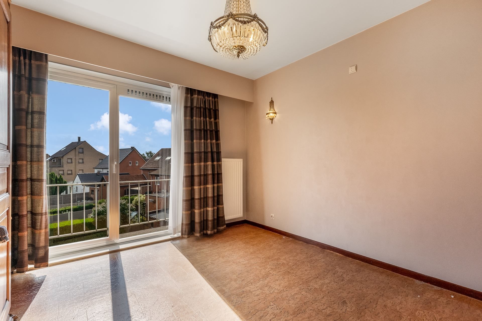 Ruim appartement 120m² met 3 slpkmrs in centrum Tessenderlo foto 12