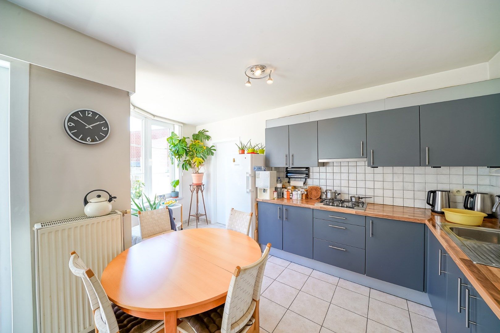  Instapklare woning met garage en zonnige tuin in Oostende (Konterdam) foto 6