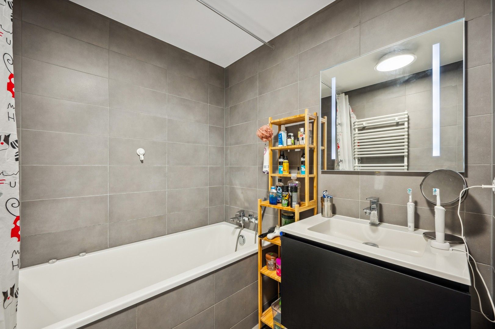 Spacious 3 bedroom apartment with garden view foto 21