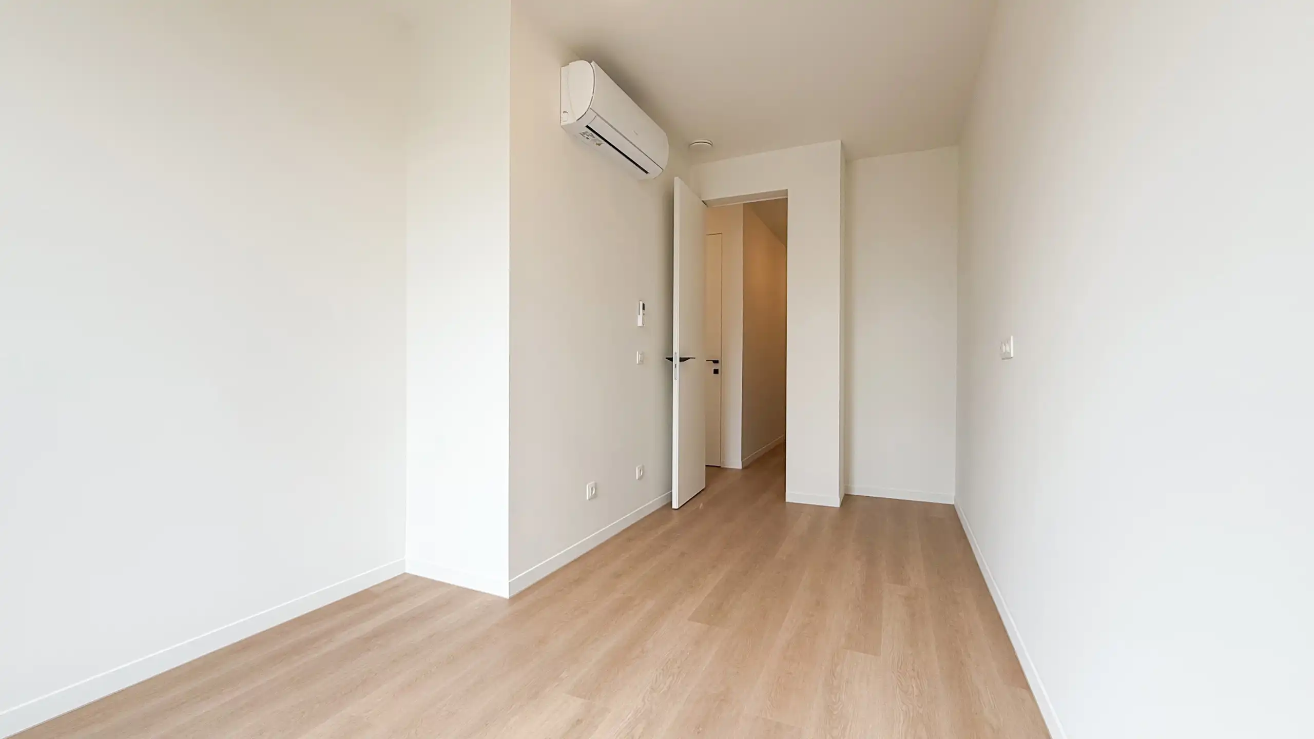 Hoogwaardig afgewerkte woning met industriële look! foto 18