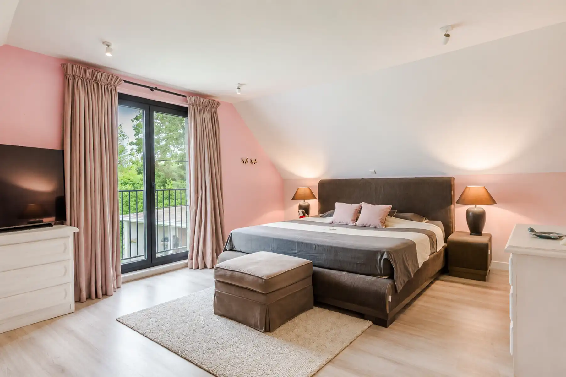 Luxe villa met gelijkvloers wonen en wellness 1.413 m² foto 22