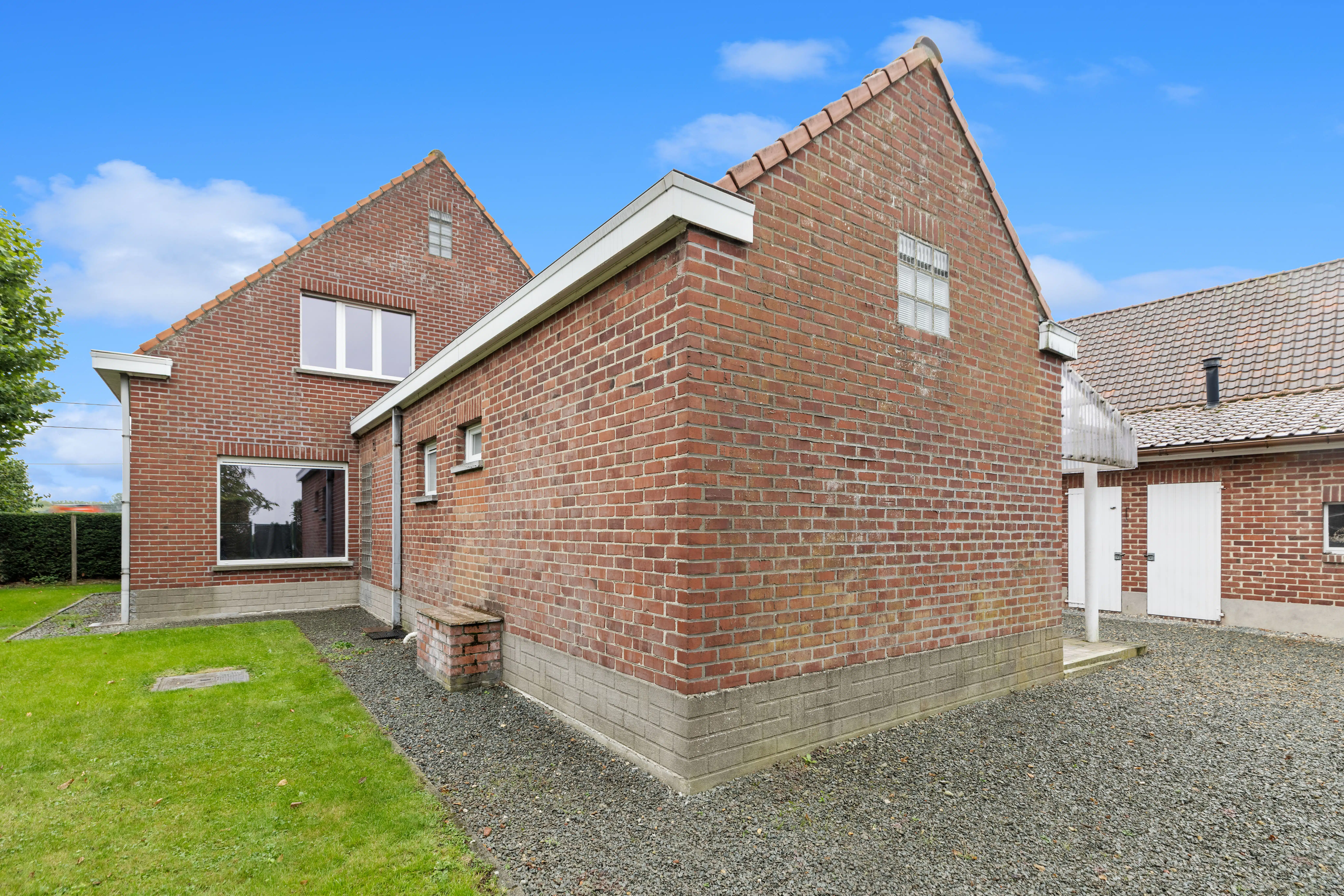 Ruime gezinswoning met 3 slpk & tuin op 619 m² in Oosterzele foto 16
