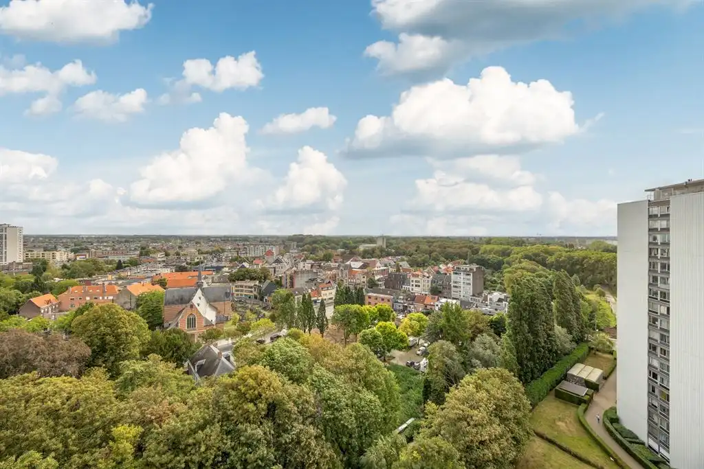 Zonovergoten appartement met panoramisch terras foto 3
