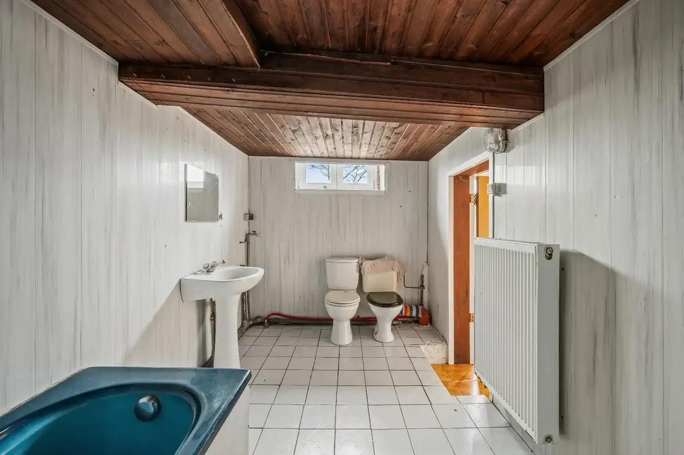Te renoveren woning met potentieel op ruim perceel te Attenhoven foto 15