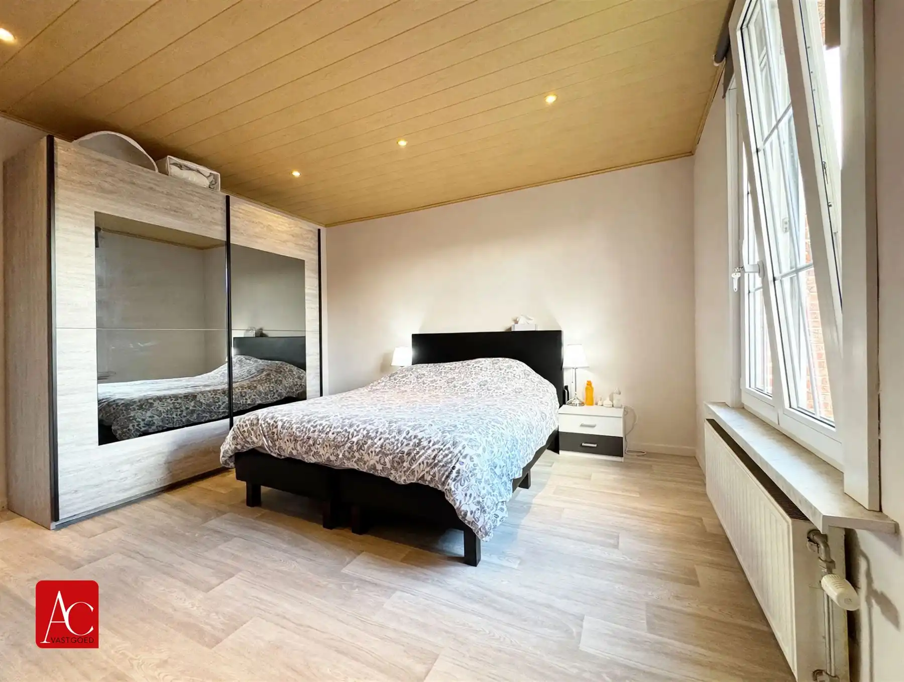 Woning met 5 slaapkamers en terras  foto 19