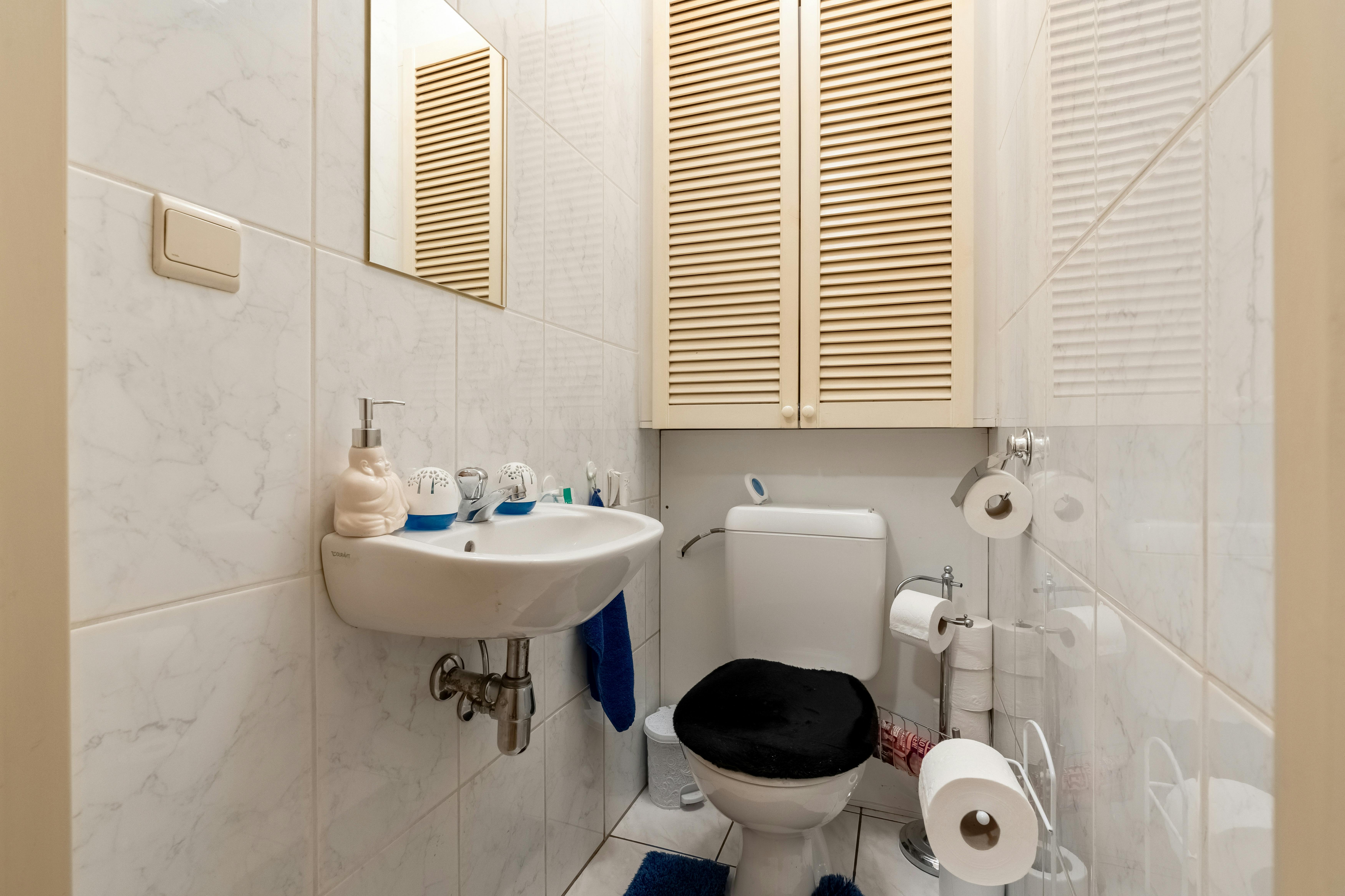 Appartement met terras en autostaanplaats in Genk foto 7