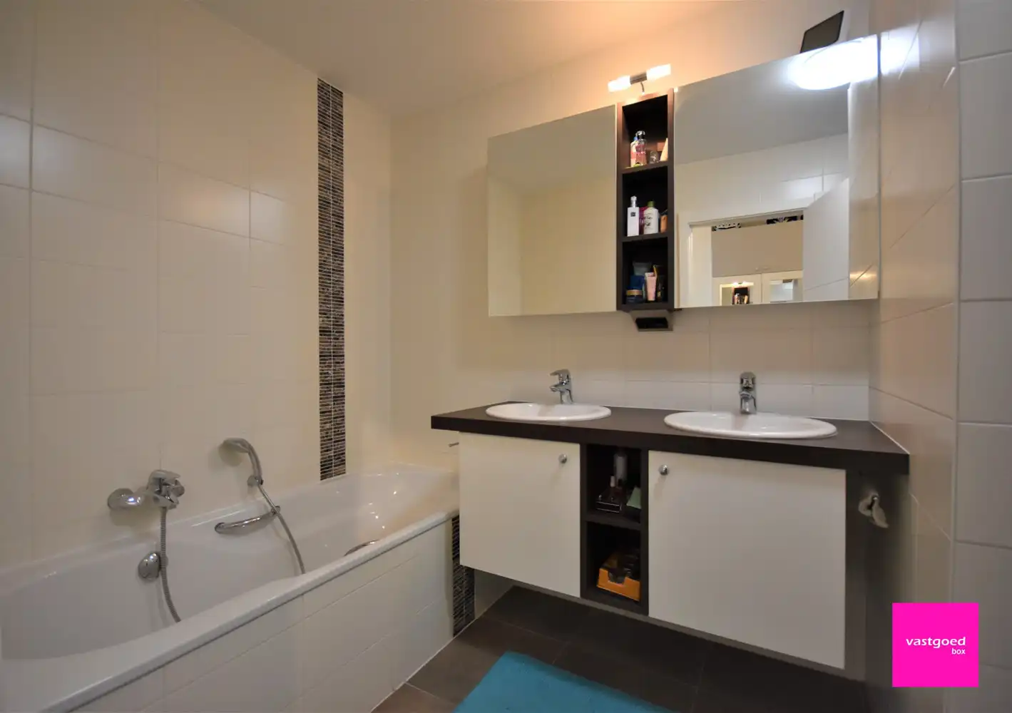 Stijlvol appartement met 2 slaapkamers, Oostende foto 14