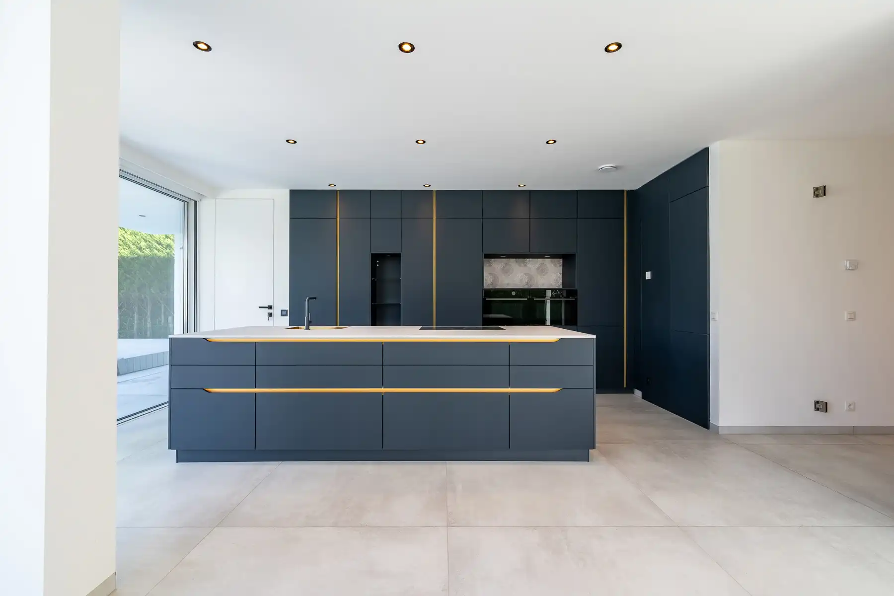 Prachtige ongemeubelde nieuwbouwwoning nabij het centrum van Knokke foto 11