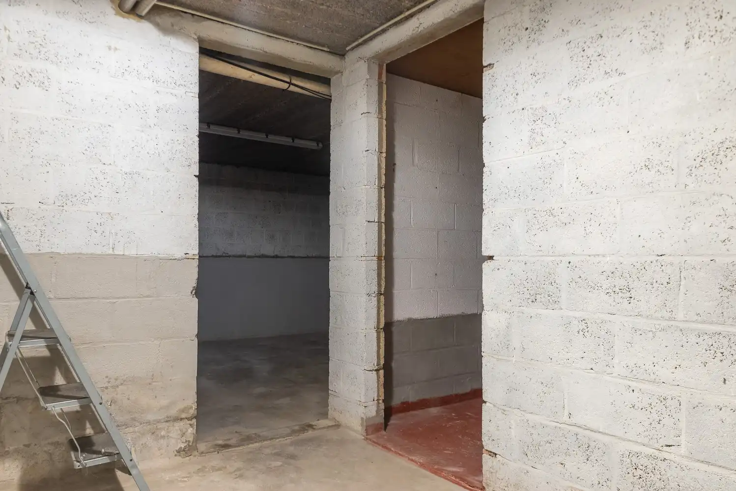 Ruime en uitstekend onderhouden gezinswoning met prachtige tuin en inpandige garage op een perceel van 1.490 m² foto 38