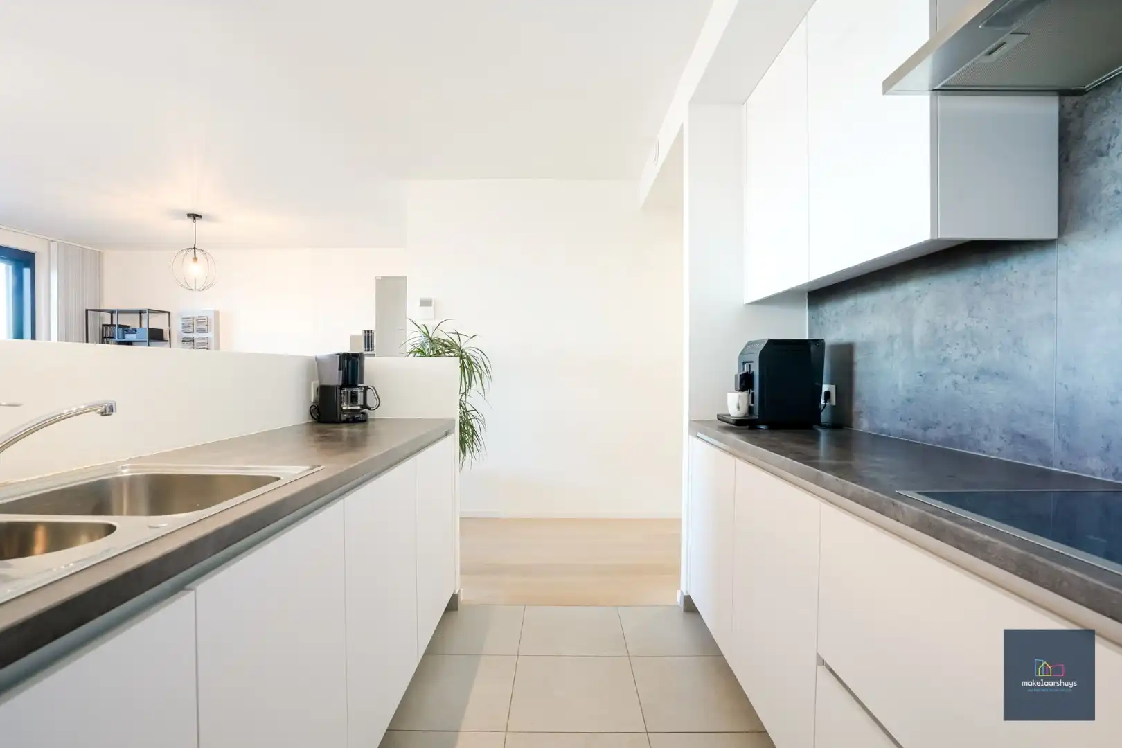 Schitterend 2-slp.app met 2 terrassen, garage en kelder foto 10