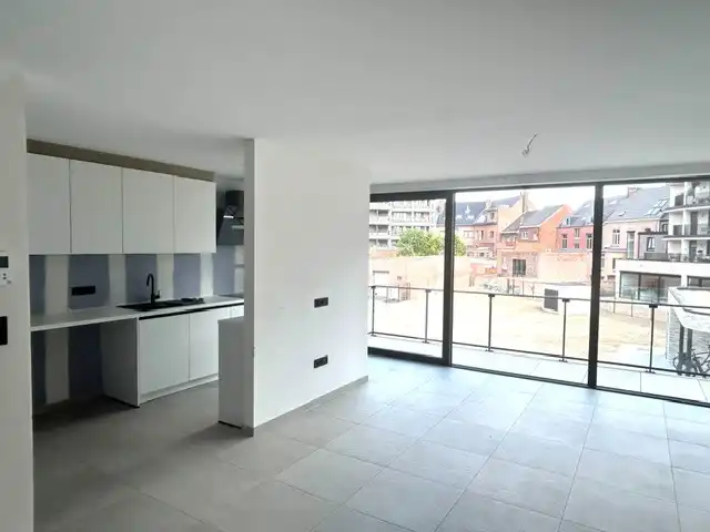 Luxueus appartement in hartje Hasselt foto 2