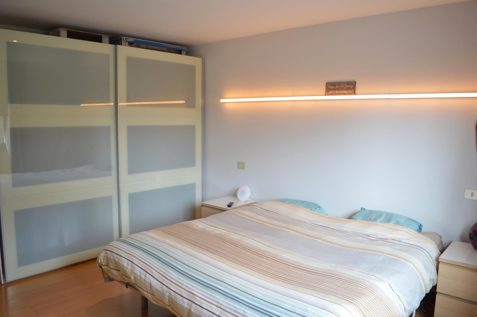 Verzorgd 1-slaapkamerappartement te Kortrijk foto 8