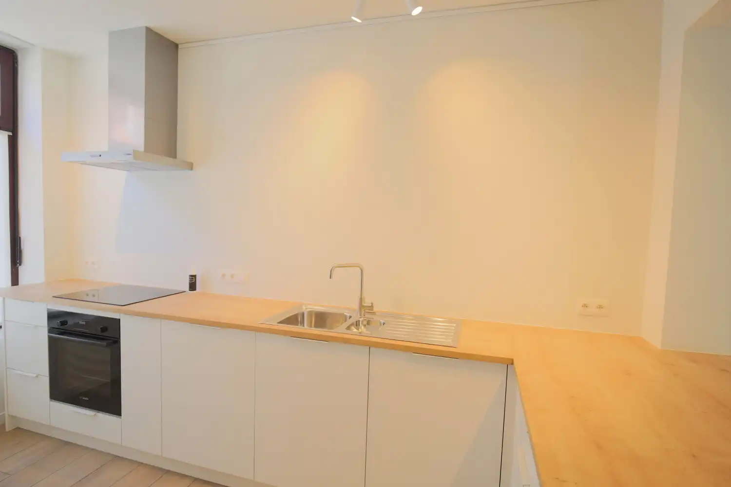 Te huur: Charmante eengezinswoning aan de Wellingstraat in het hart van Gent. Ontdek jouw nieuwe thuis! foto 5