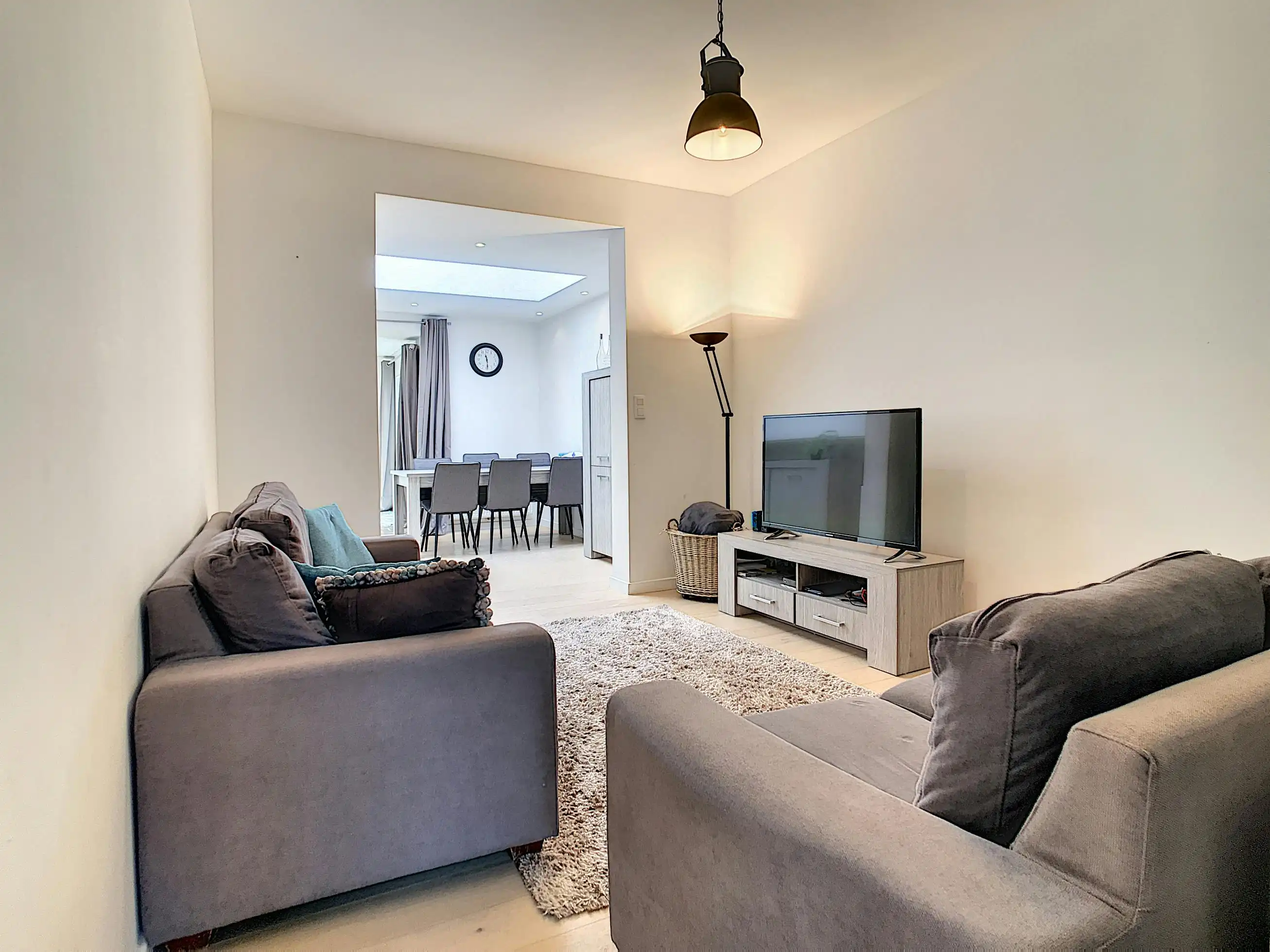 Instapklare rijwoning te koop met gezellige stadstuin  foto 2