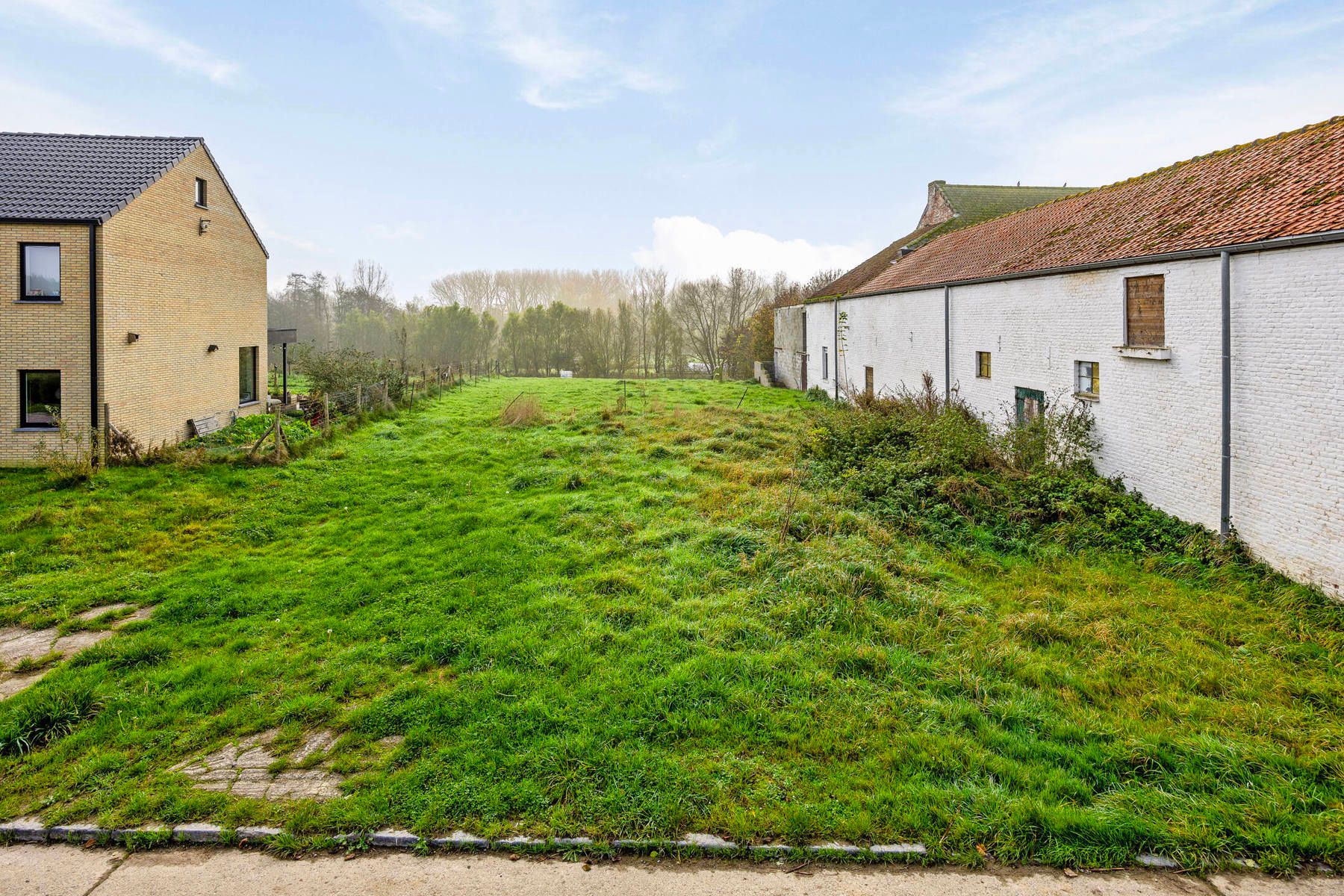 Unieke vierkantshoeve in prachtige landelijke omgeving foto 30