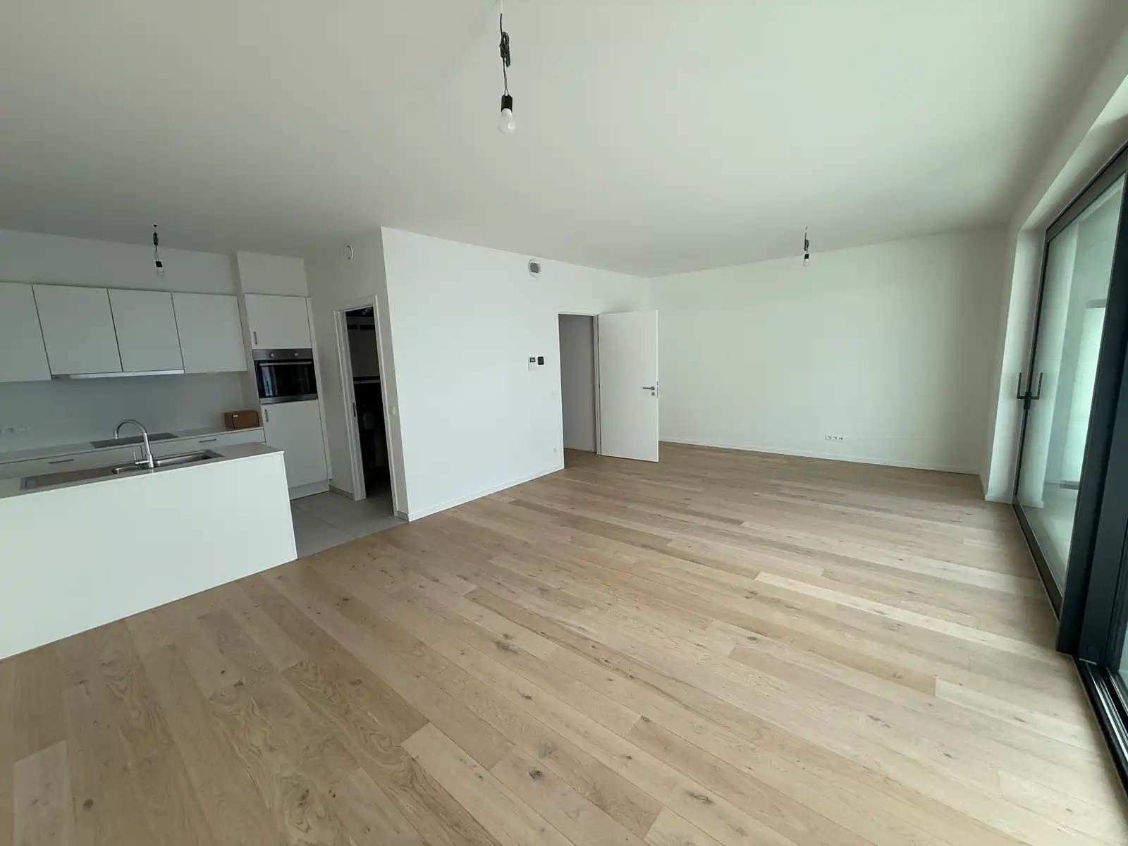 Nieuwbouw appartement met 2 slaapkamers en autostaanplaats foto 3