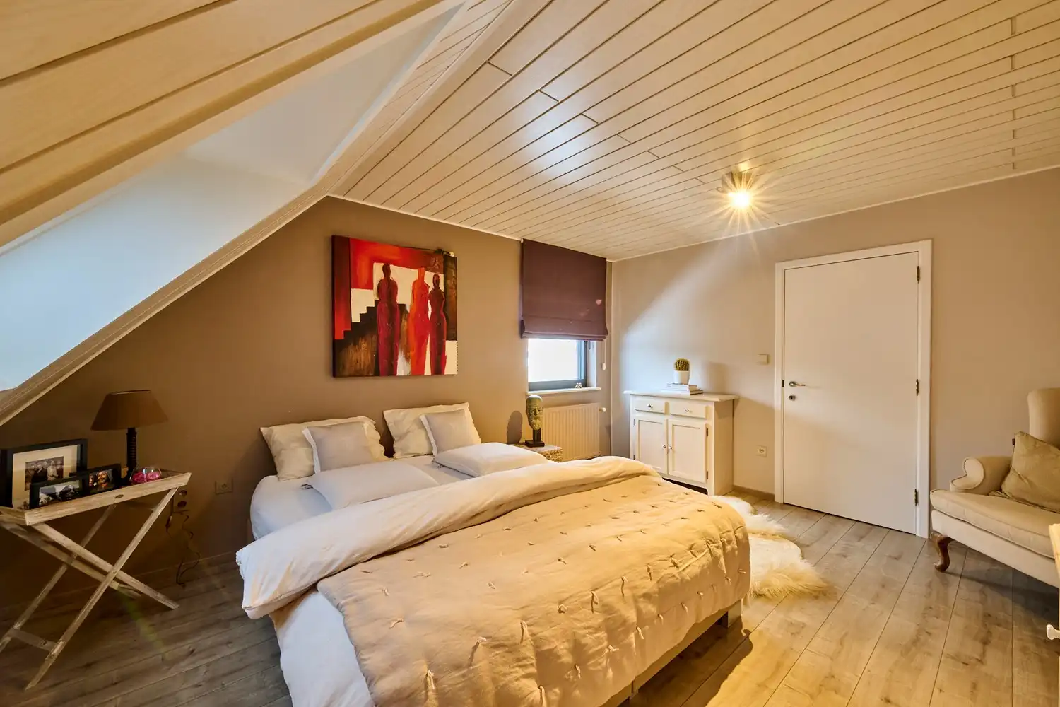 Knap gerenoveerde woning op ruim perceel in een bosrijke omgeving te Beringen. foto 17