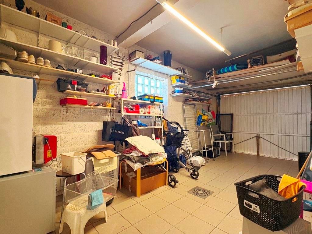 Verzorgde vrijstaande woning met zonnige tuin. foto 15