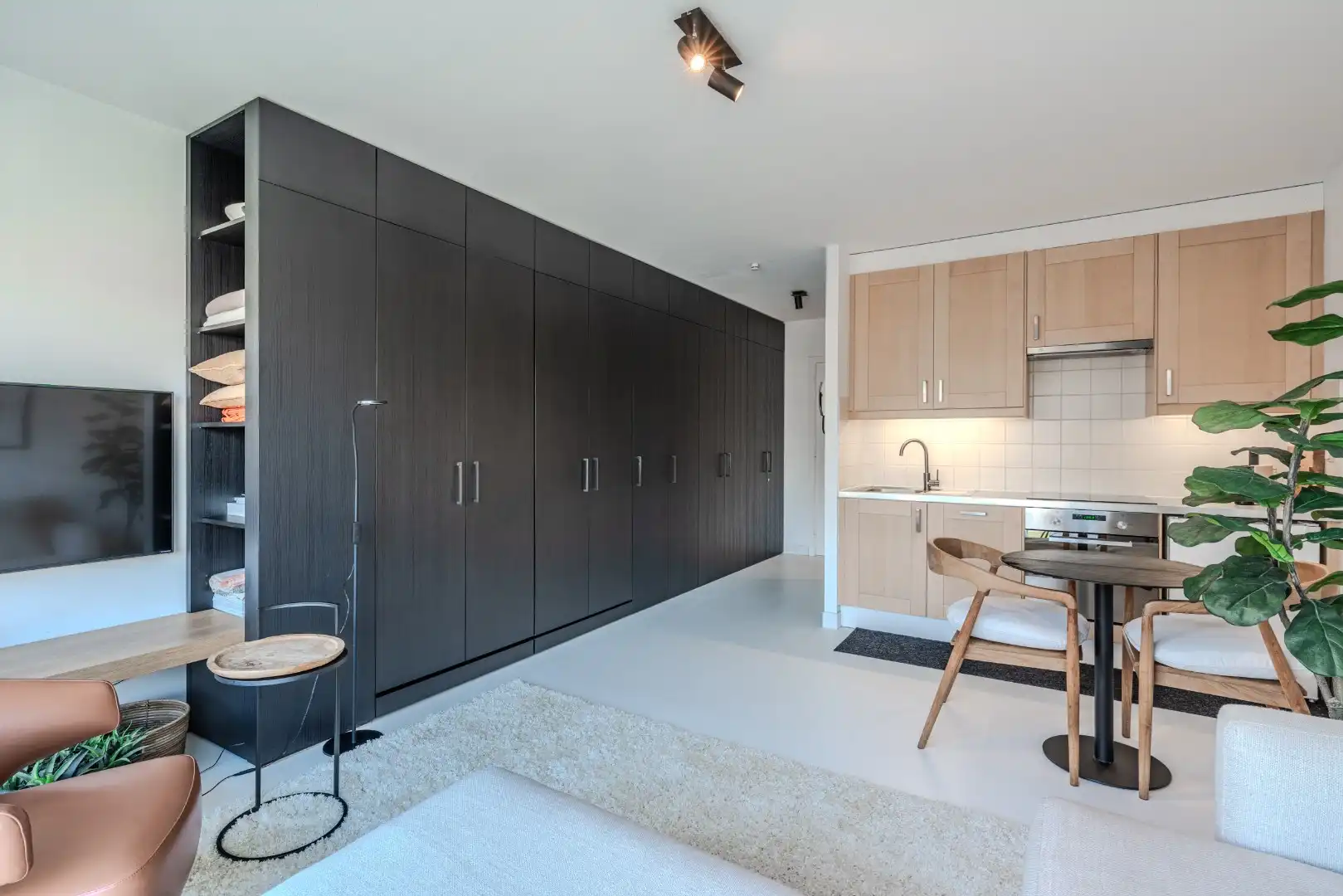 Goed gelegen en gerennoveerd studio te Nieuwpoort-bad! foto 5