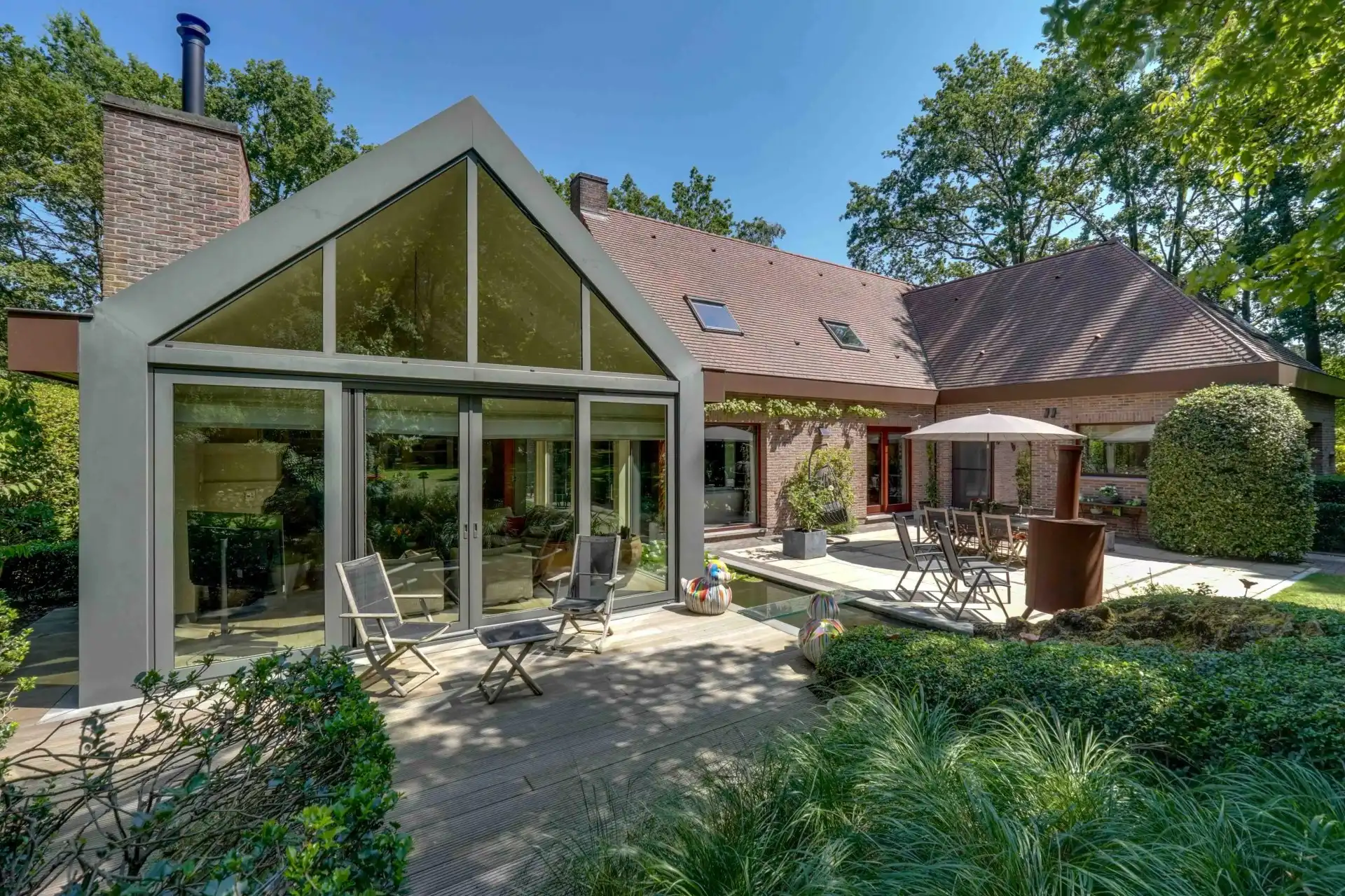 Exclusieve Residentiële Villa met Tijdloze Elegantie en Uitzonderlijk Wooncomfort foto 23