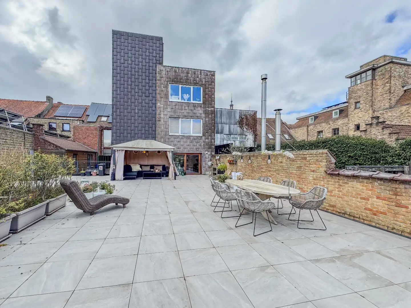 Zeer ruim appartement met 3 slaapkamers, 3 badkamers en gigantisch terras. foto 24