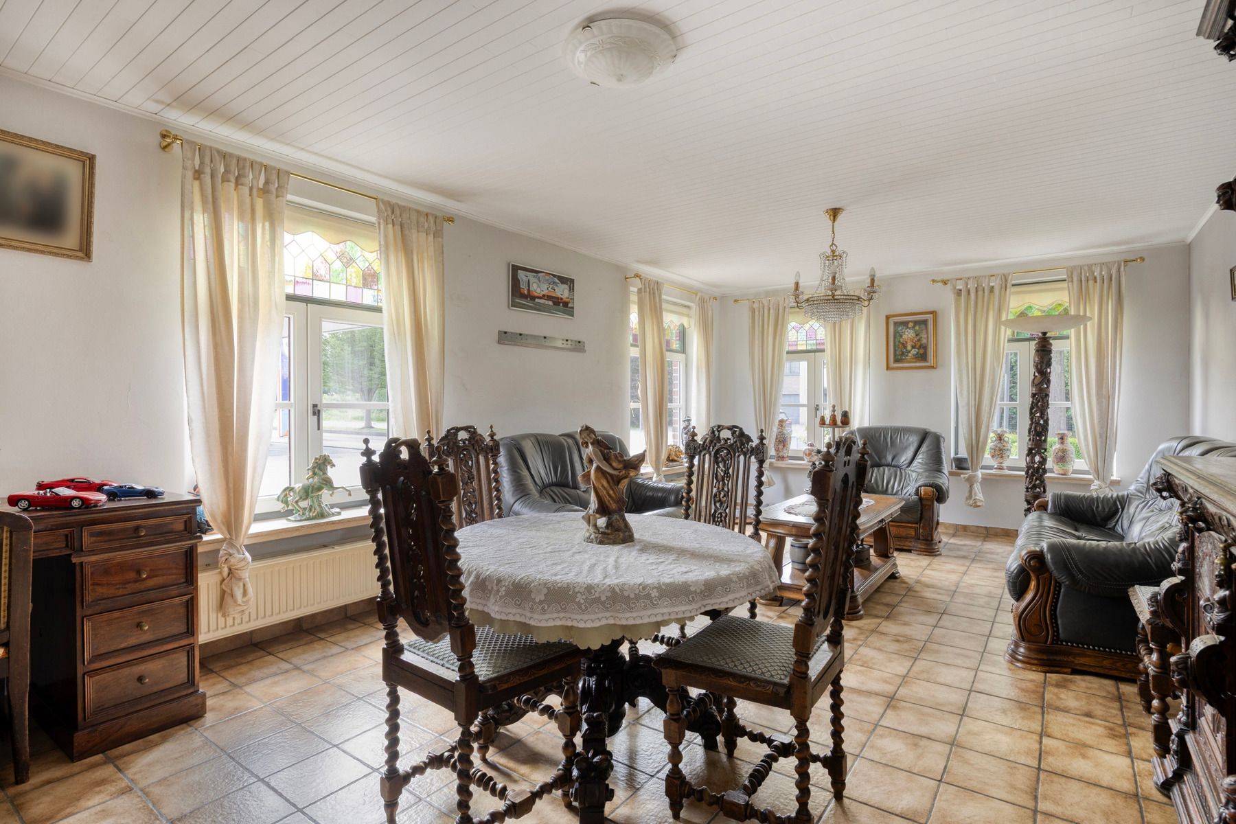Karaktervolle villa met veel mogelijkheden in Lommel! foto 14