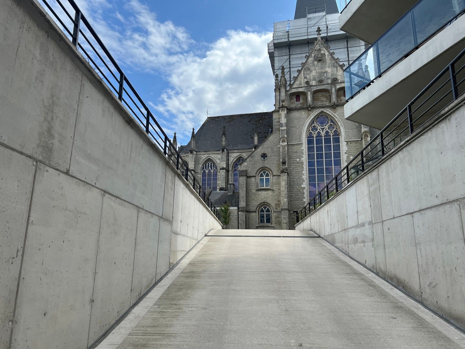 NIEUWBOUWAPPARTEMENT TE HUUR OP TOPLOCATIE IN CENTRUM ASSE foto 19