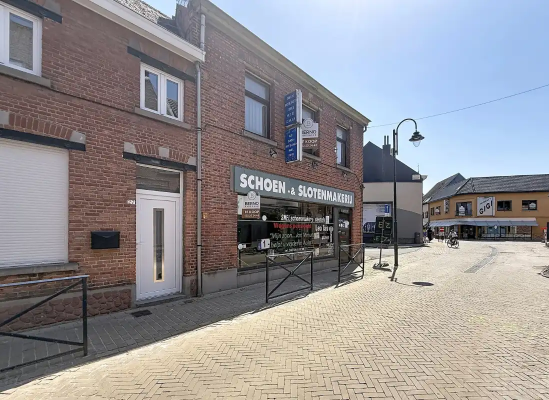 Te renoveren pand centrum Lebbeke foto 2