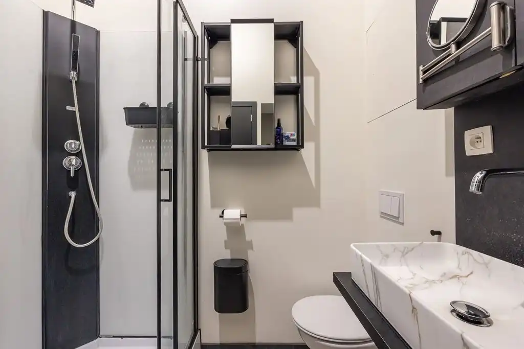 Recent gerenoveerd gelijkvloers met terrasje foto 8