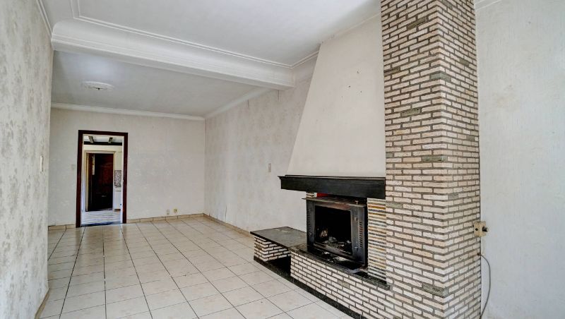 Te renoveren woonhuis van 140m² in half-open-bebouwing met tuin op 3 are 53 ca foto 6