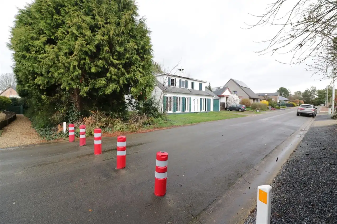 karaktervol, geliefde ligging, 6 slpk, te renoveren foto 41