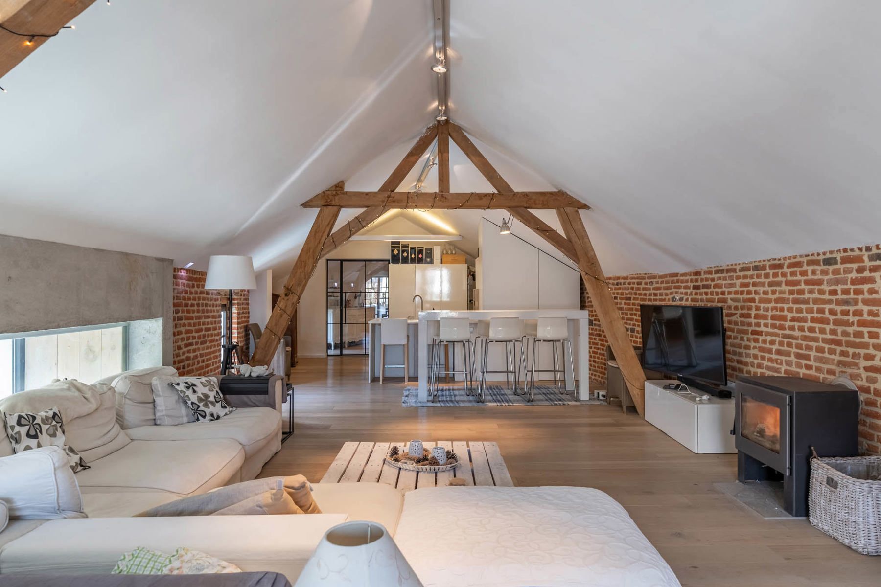 Karaktervolle gerenoveerde woning te Hoegaarden. foto 36