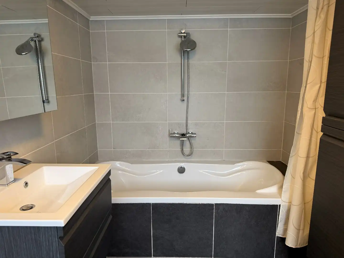 Te huur - woning met 3 slaapkamers te Merkem foto 10