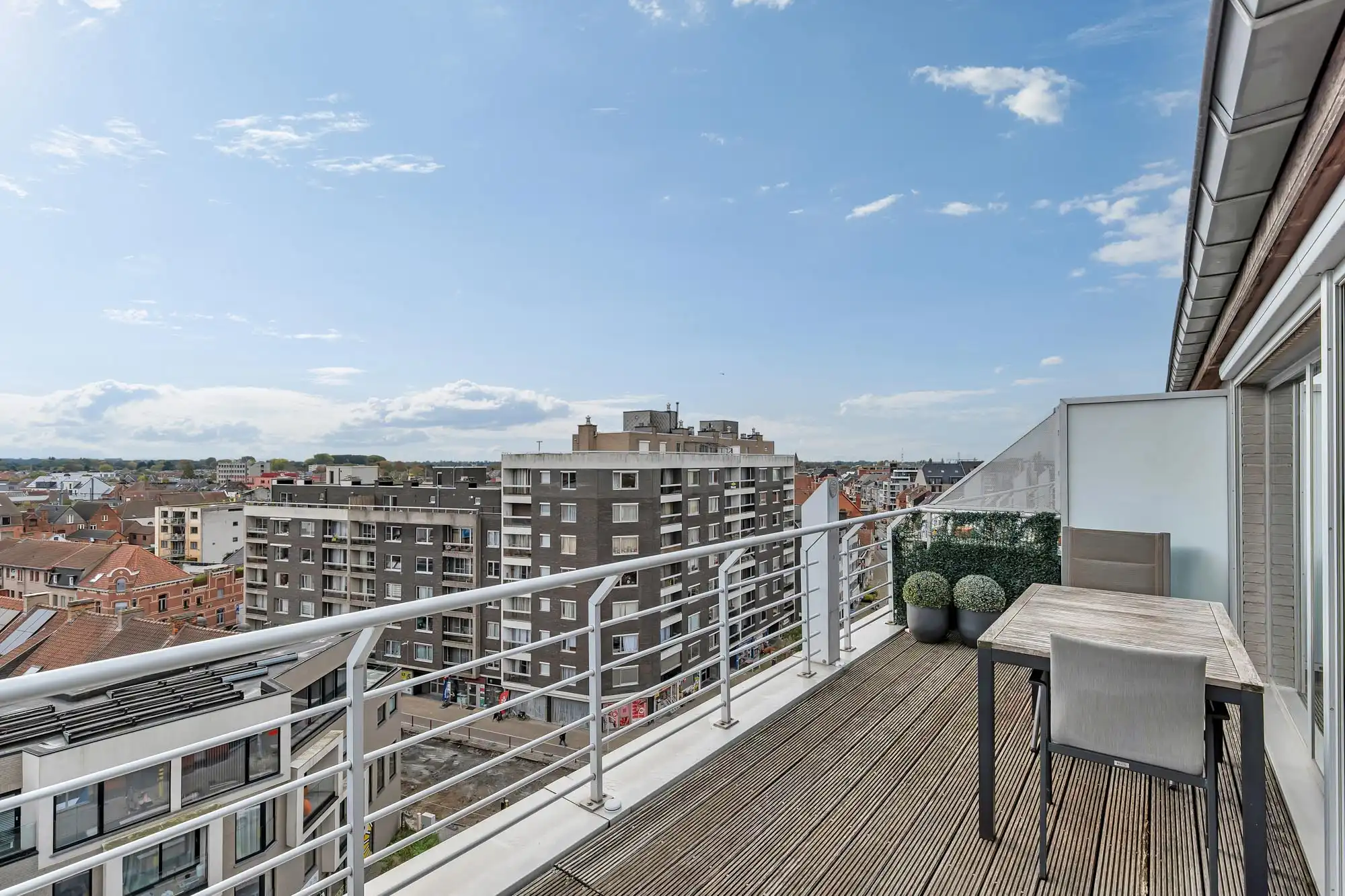 Duplex-dakappartement met 4 slaapkamers en mooi verzicht foto 16
