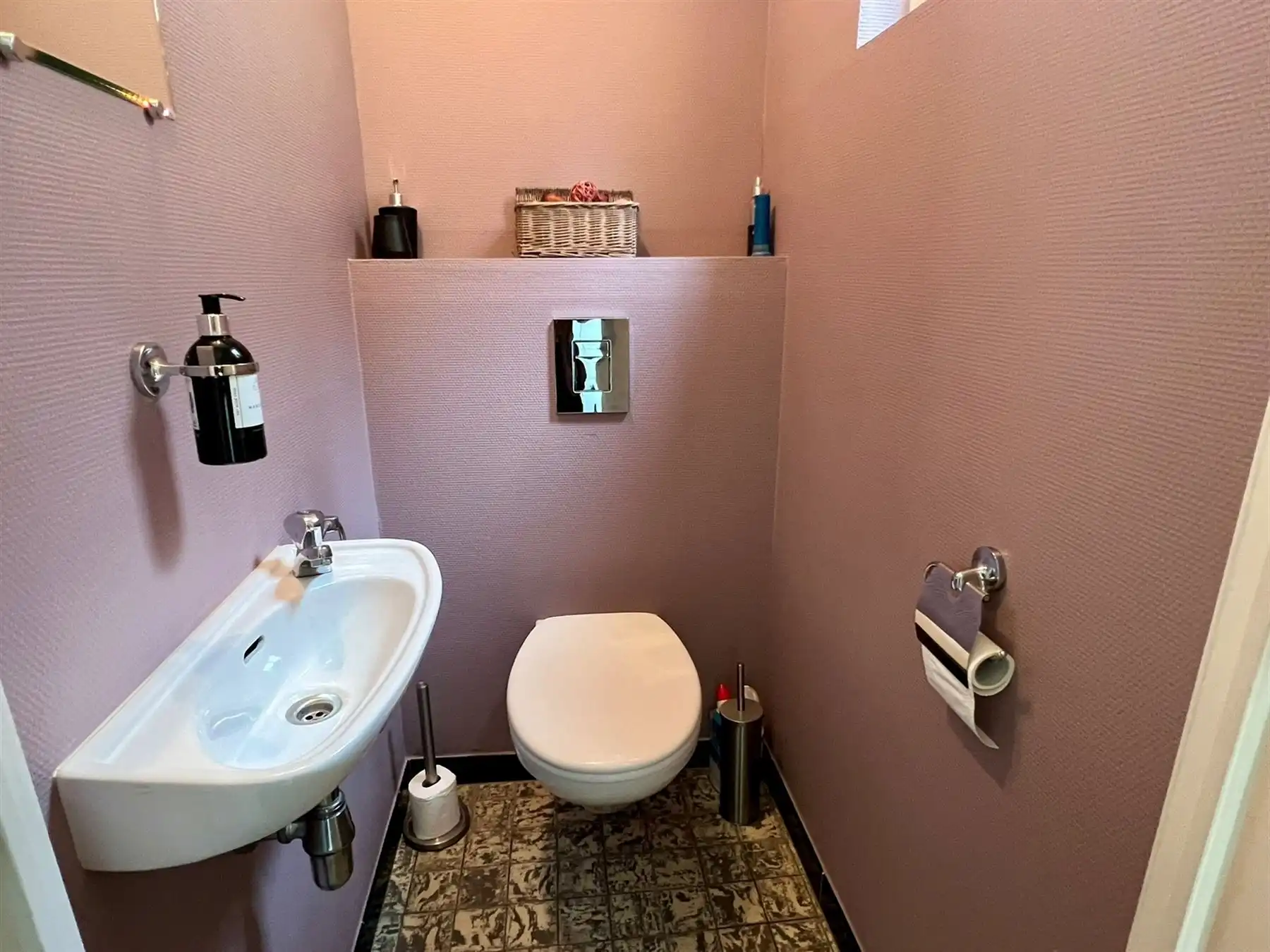 Gezellige woning met 3 slaapkamers, mooie tuin en zolder met mogelijkheden foto 7