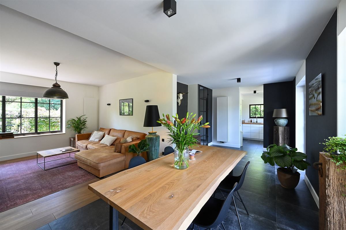 Charmante villa in hartje Brasschaat foto 2