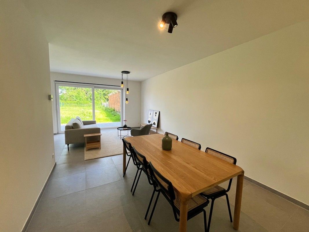 Moderne nieuwbouwwoningen met hedendaags comfort te Puurs- Sint- Amands. foto 4